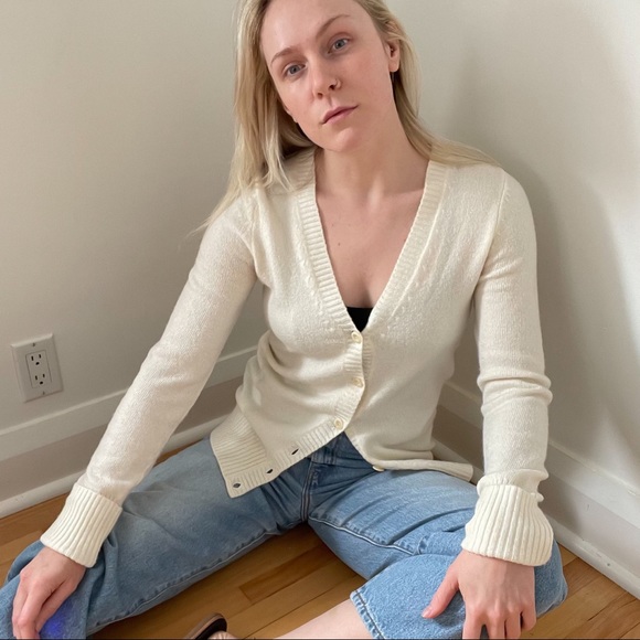 Gap Cardigan - Picture 3 of 6